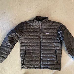 Patagonia puff jacket, grey, size M.